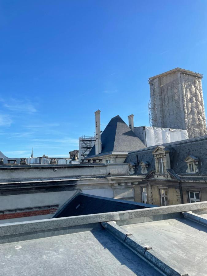 Au Coeur De La Ville De Reims Exteriör bild